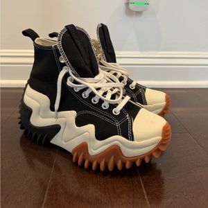 BRAND NEW CONVERSE RUN STAR MOTION